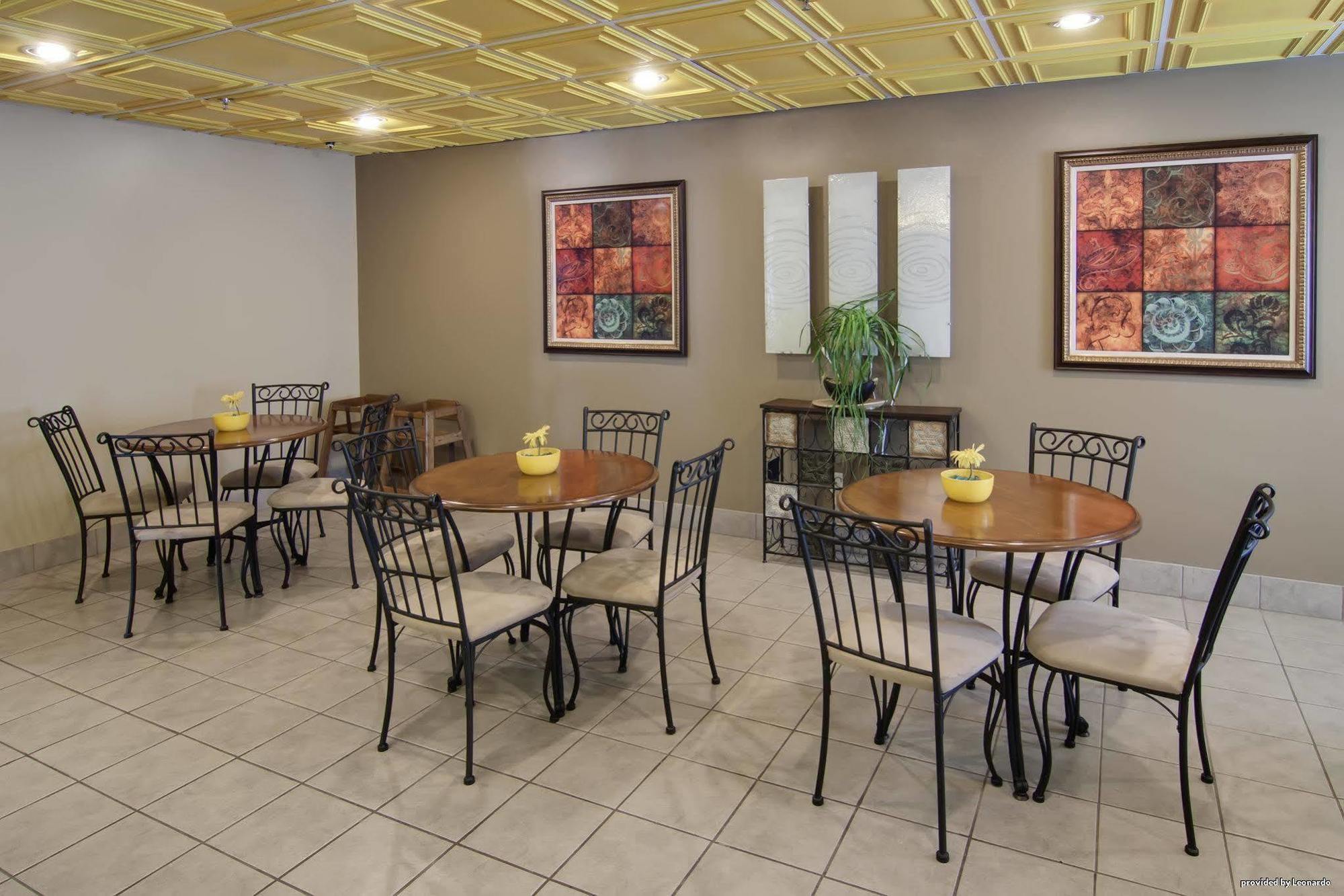 Econo Lodge Waynesboro Restaurante foto